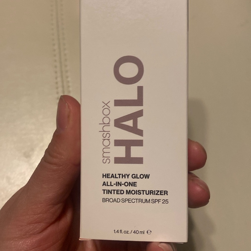 Smash box halo tinted moisturizer